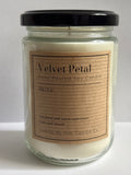 Velvet Petal - 12 oz Candle
A bold fragrance experience.
Designed for larger spaces and longer burn times.