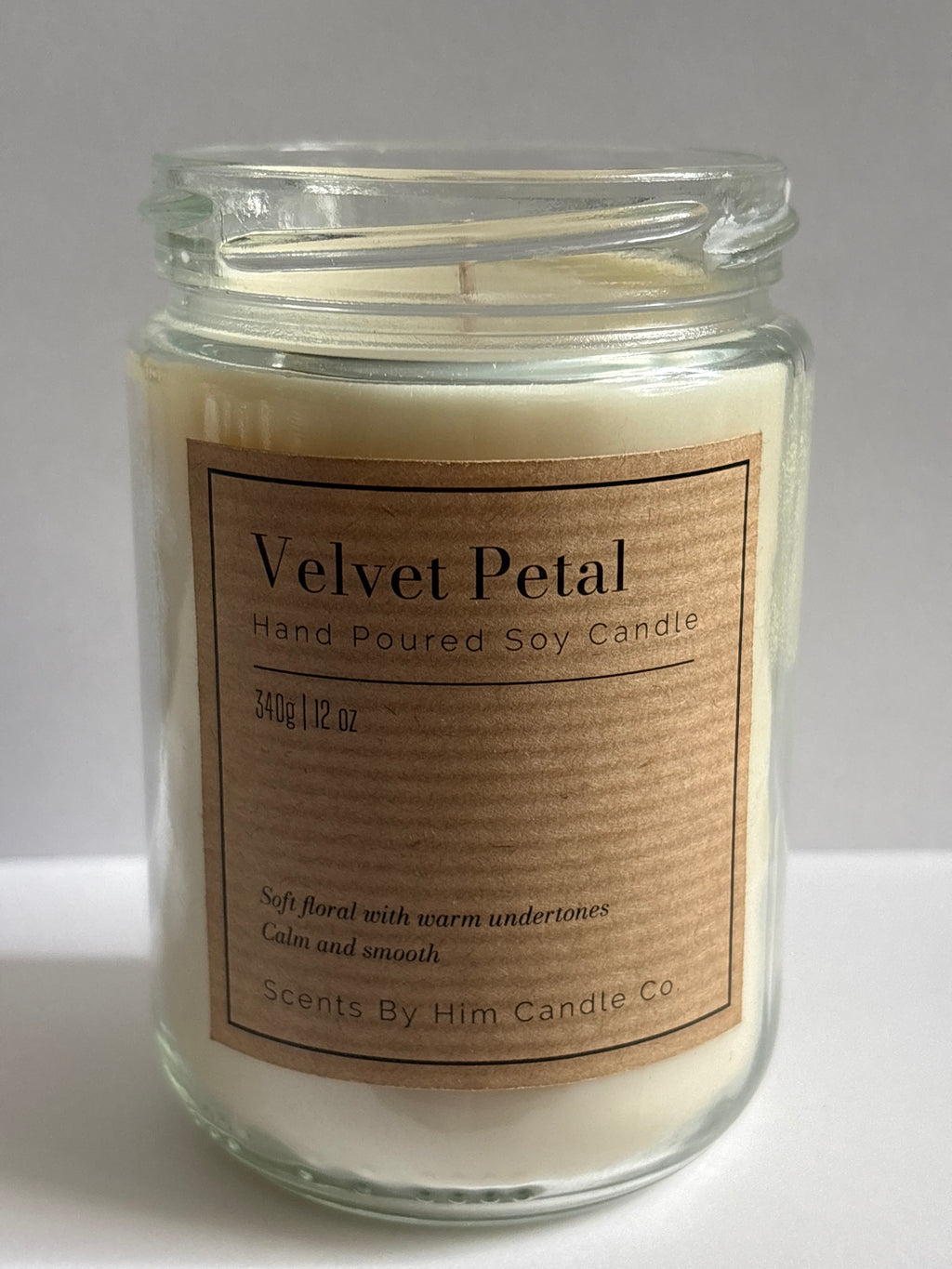 Velvet Petal - 12 oz Candle
A bold fragrance experience.
Designed for larger spaces and longer burn times.